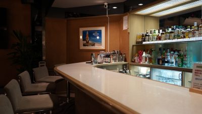 いこいの村岩手内2階Bar「YAMANO SAKABA（山の酒場）」営業開始。